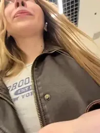 Sunny___Bunny stripchat stream image, 08.04.2026 13:00