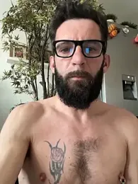 Michel_huge stripchat stream image