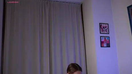 hecola stripchat stream image