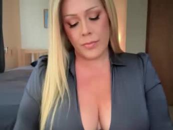 lizpurrxxx chaturbate stream image, 27.04.2026 15:20