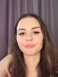 Alina_Vibe_Me stripchat stream image, 19.03.2025 23:30