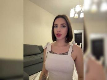 BabyDarii bongacams stream image