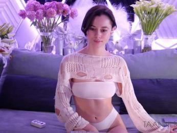 Taanni bongacams stream image