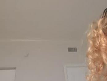 theislandgirl chaturbate stream image, 09.04.2025 19:20