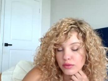 theislandgirl chaturbate stream image, 23.04.2025 18:00