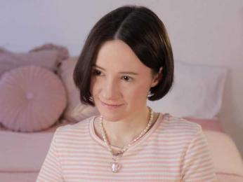 MissEssie bongacams stream image, 26.04.2025 15:00