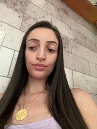 BelleLouiseVp stripchat stream image