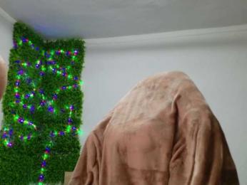EmilyxJames bongacams stream image, 06.02.2025 19:50