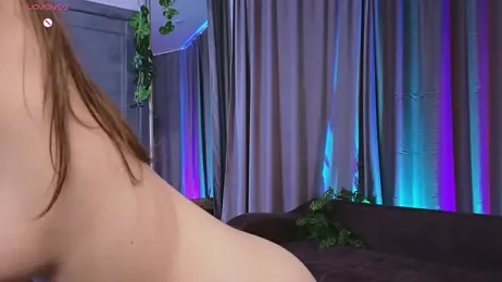 UrLittleVikky stripchat stream image