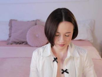 MissEssie bongacams stream image, 30.04.2025 14:00