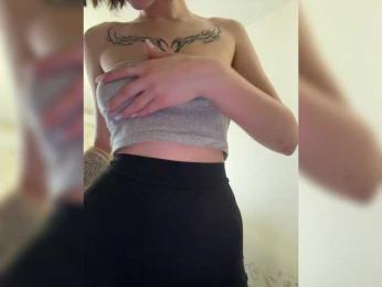 BabyDarii bongacams stream image