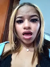 CanelaDevil_ stripchat stream image