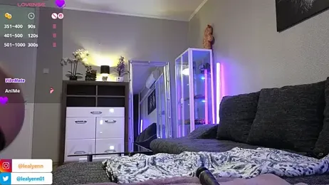 LeaLyenn stripchat stream image