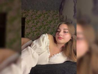 little-devil bongacams stream image