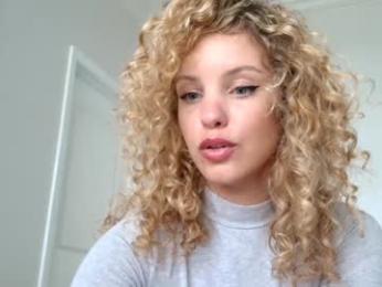 theislandgirl chaturbate stream image, 12.05.2025 17:40